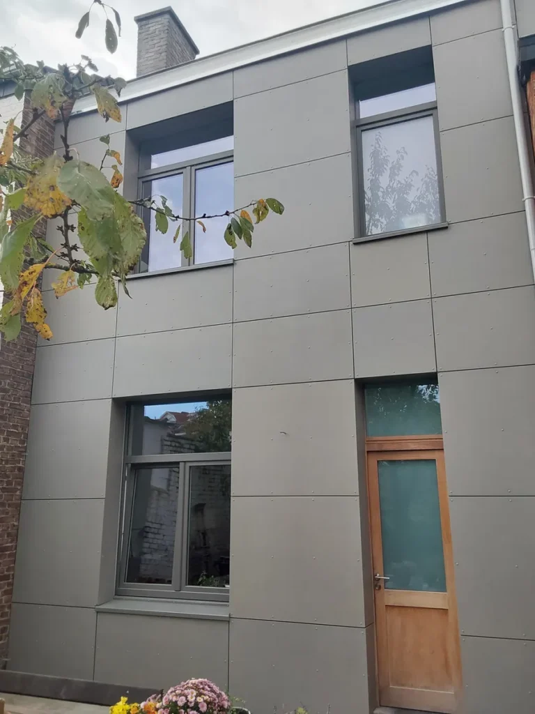 Réalisation de menuiserie à Seraing - Projet 10